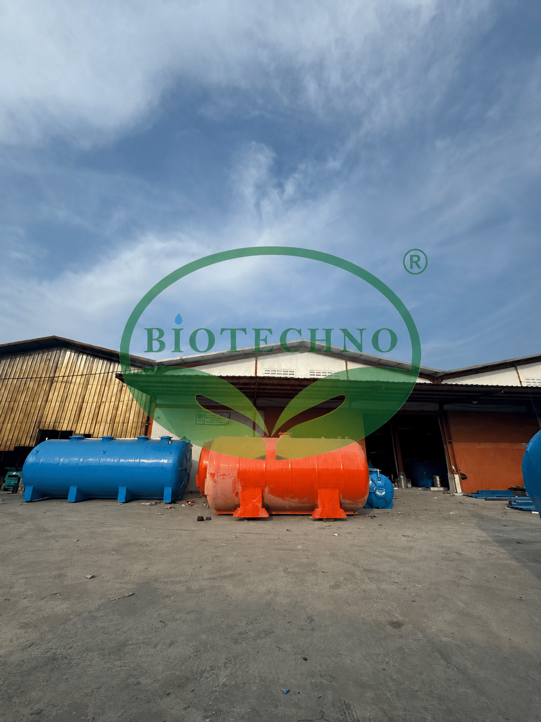Pabrik FRP terpercaya untuk produksi tangki fiberglass custom industri